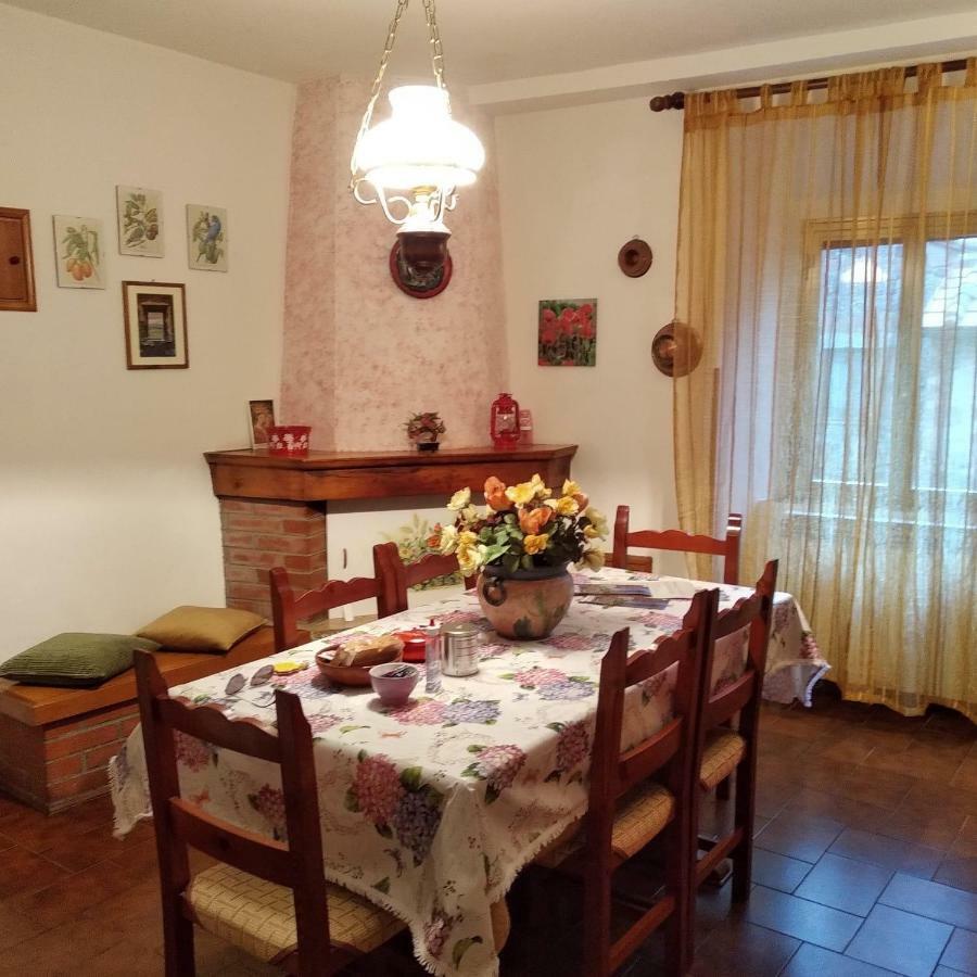 Casa Del Ciliegio Villa Radicofani Exterior foto